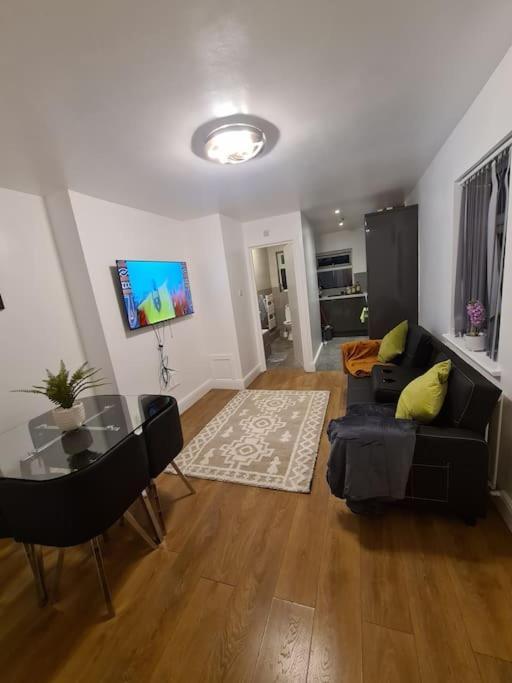 Luxury One Bedroom Flat London Exteriör bild