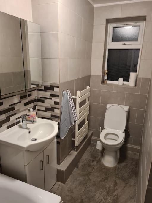 Luxury One Bedroom Flat London Exteriör bild